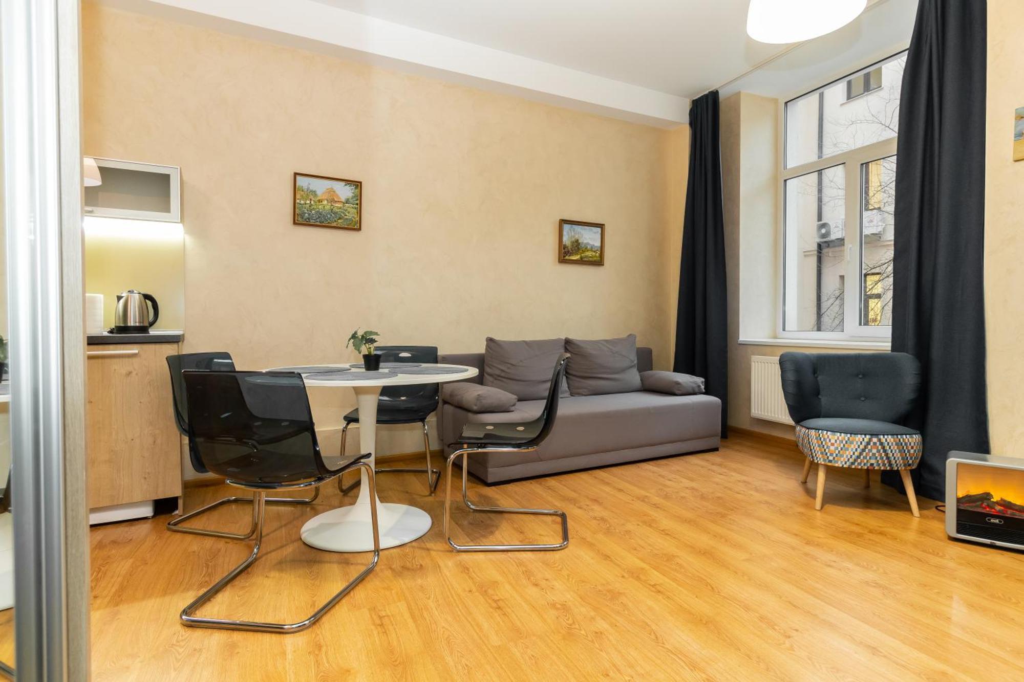 Aparthotel Stories Hub Lemberg Zimmer foto