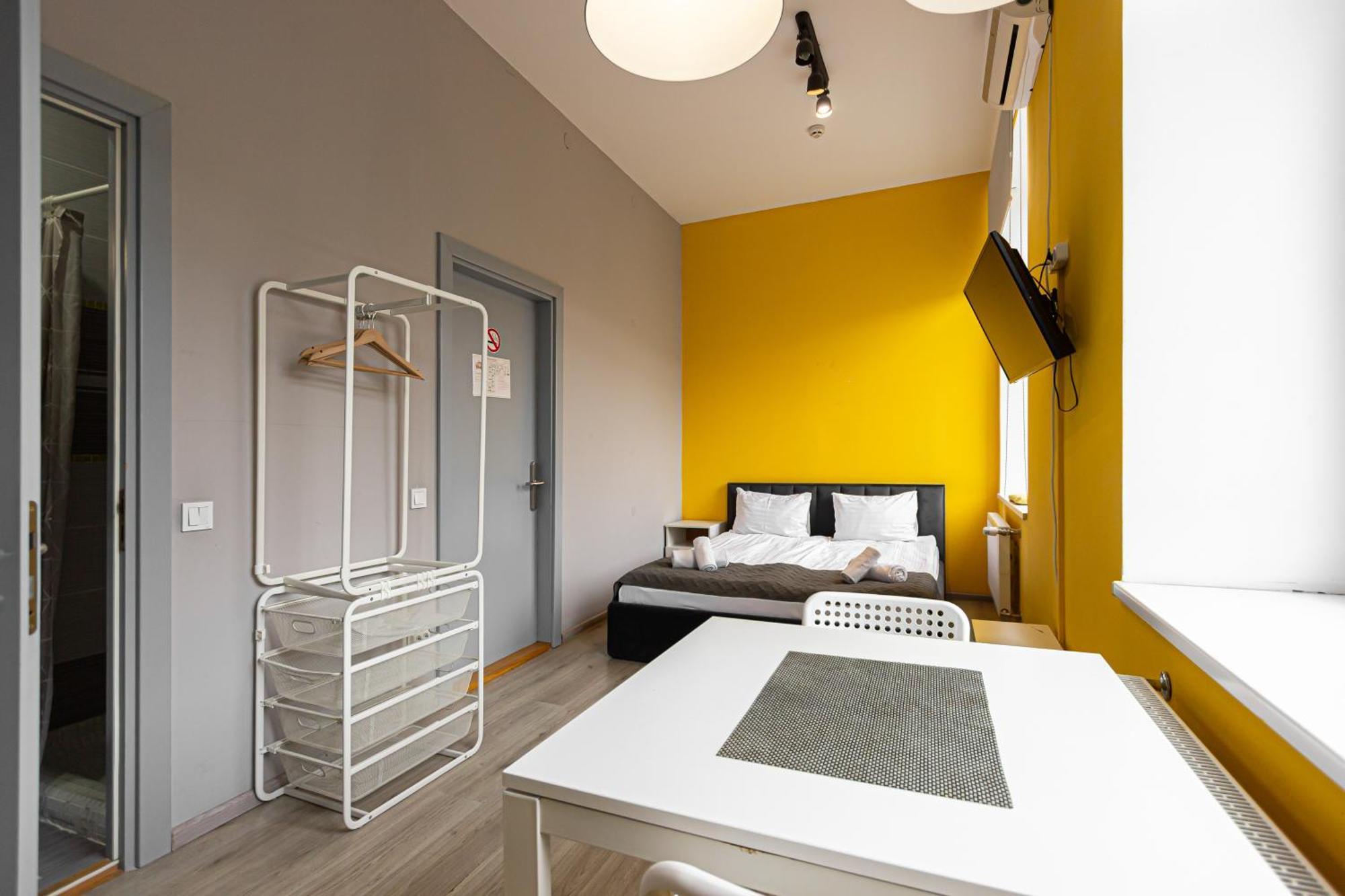 Aparthotel Stories Hub Lemberg Zimmer foto